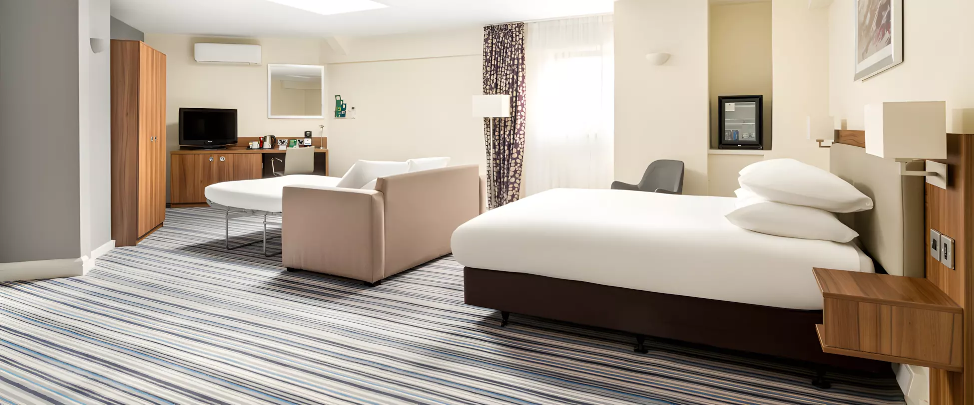 HI Northampton Premium Rooms.